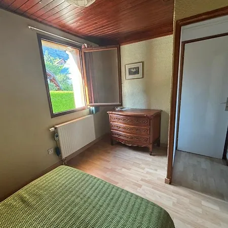 Sur St Hilaire Du Touvet Homestay Saint-Hilaire (Isere)
